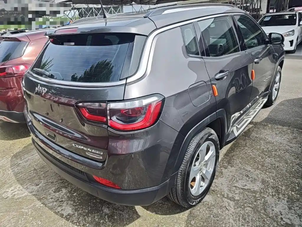 Jeep Compass 2019 — фото 7