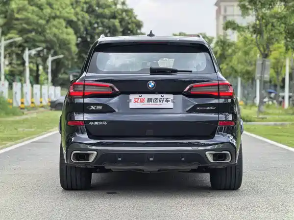 BMW X5 2022