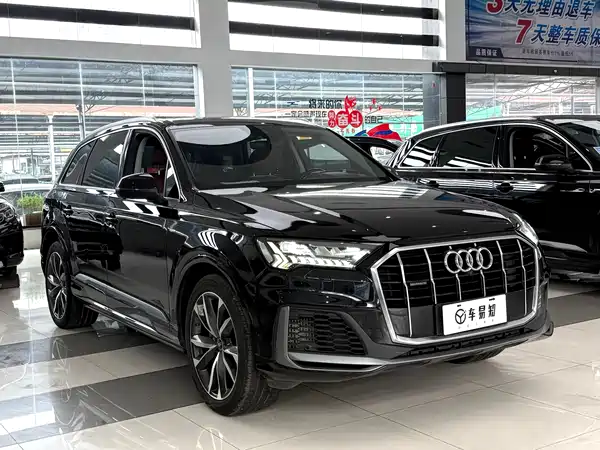 Audi Q7 2021