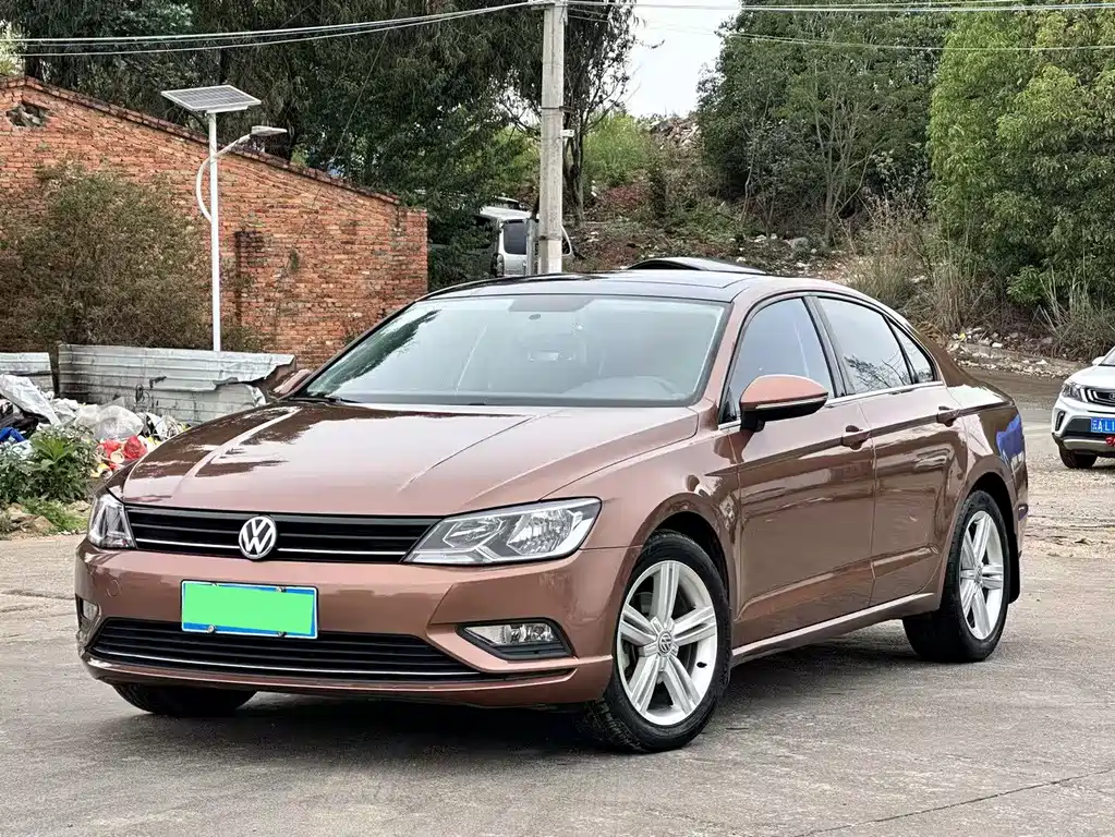 Volkswagen Lamando 2015