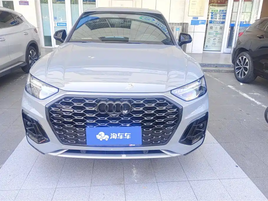 Audi Q5L Sportback 2024 — фото 2