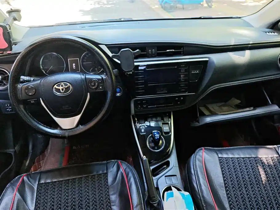Toyota Corolla Hybrid 2019 — фото 12
