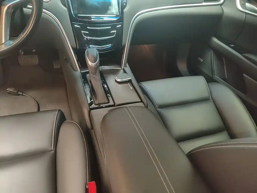 Cadillac XTS 2019 — фото 14