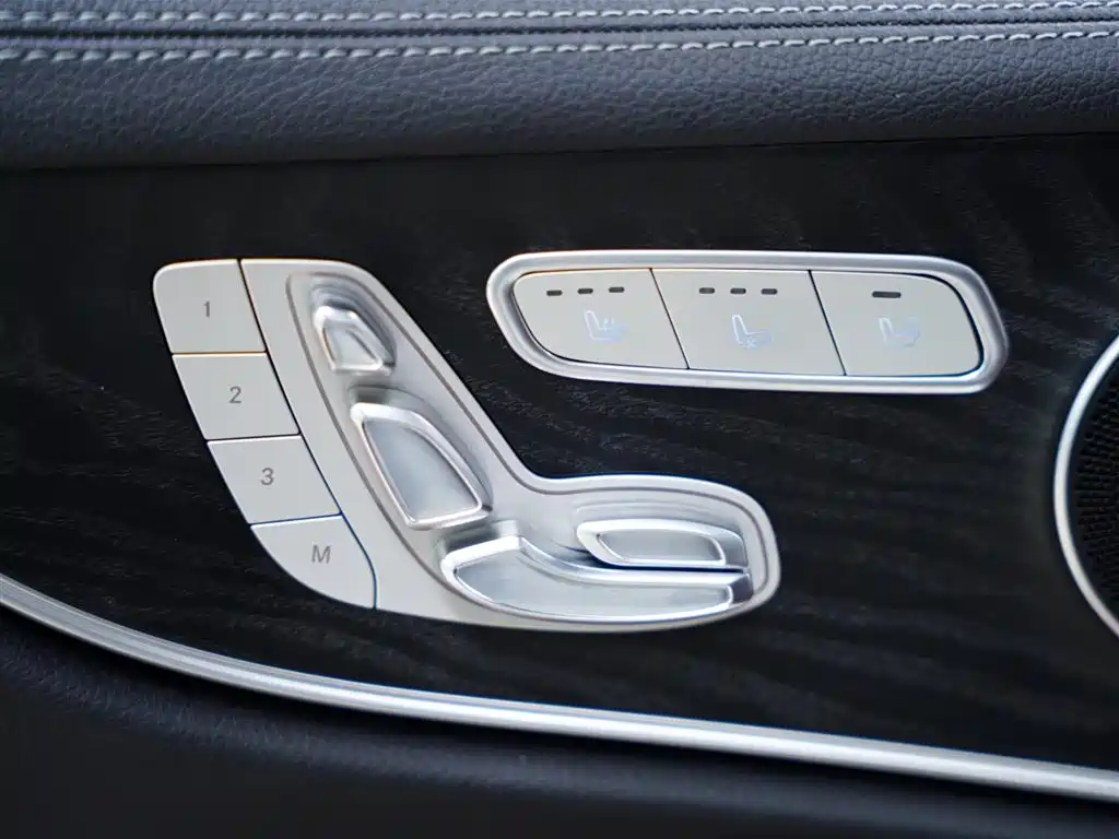 Mercedes-Benz E-Class 2024 — фото 27