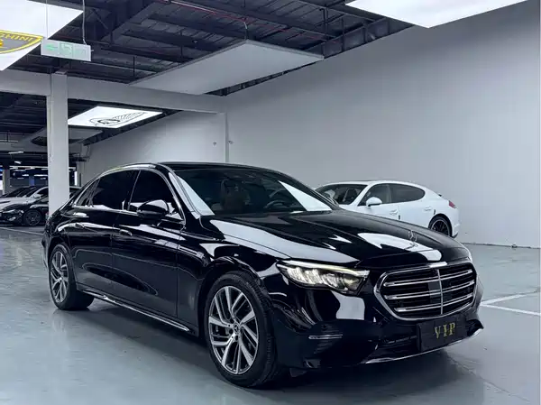 Mercedes-Benz E-Class 2024