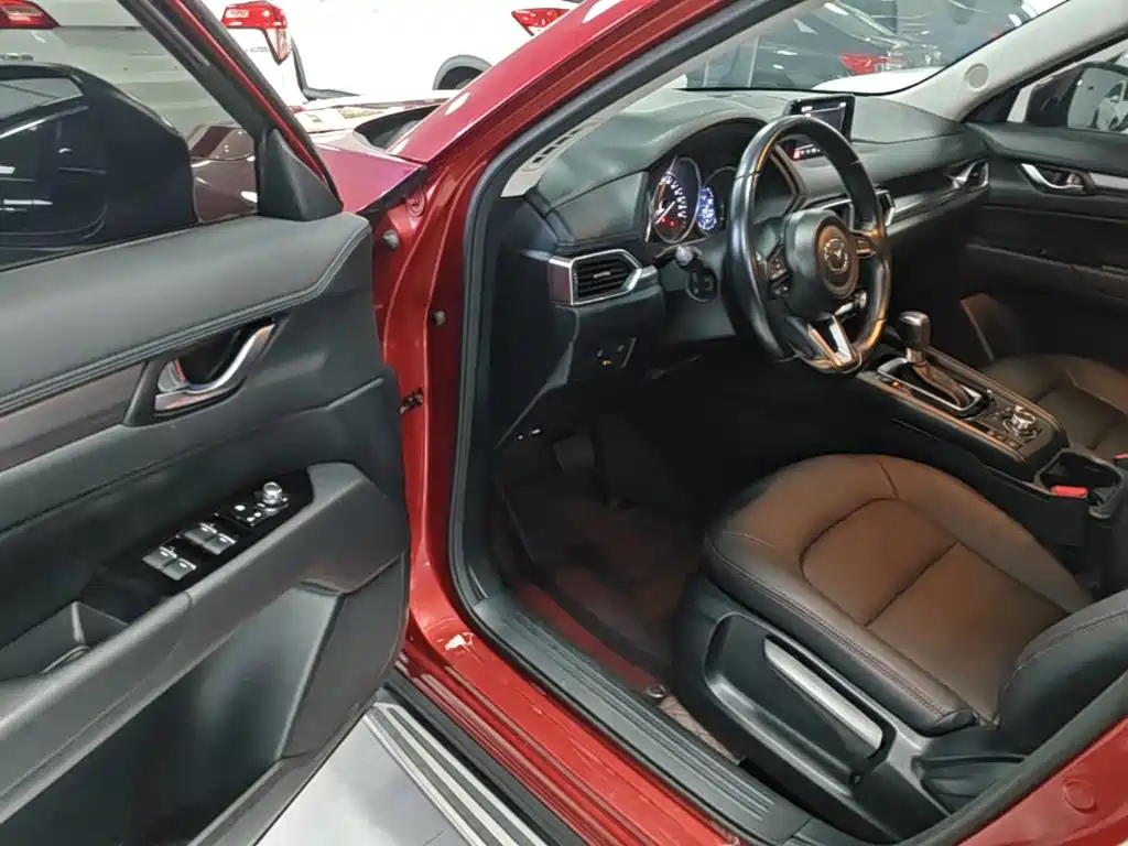 Mazda CX-5 2018 — фото 16