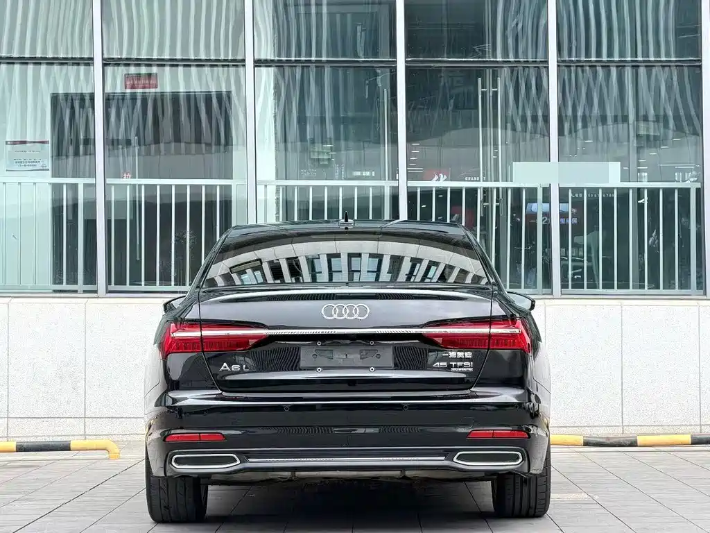 Audi A6L 2019
