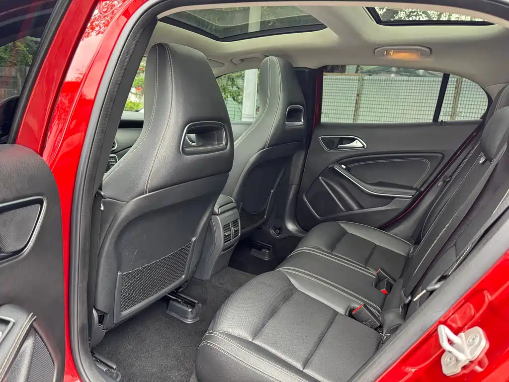 Mercedes-Benz GLA 2018 — фото 9