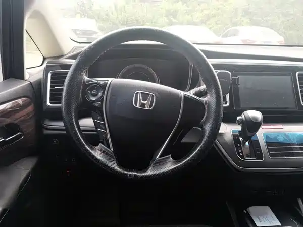 Honda Elysion 2018