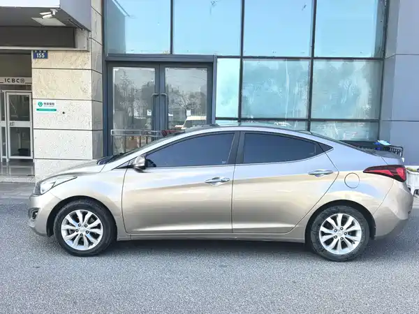 Hyundai Elantra Langdong 2016