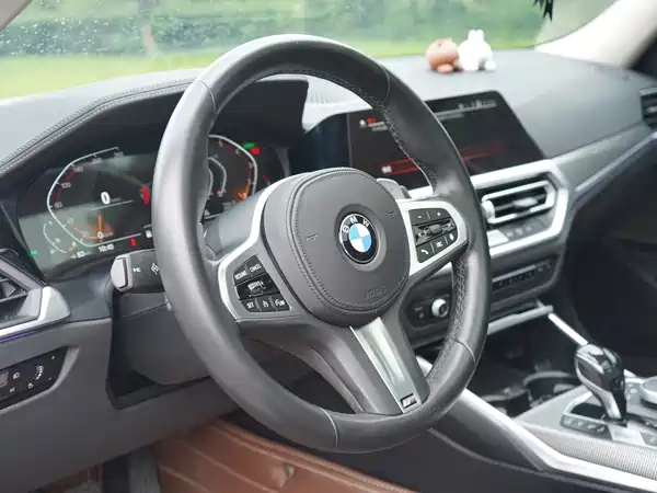 BMW 3 Series 2021