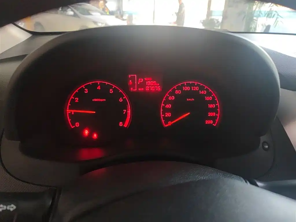 Hyundai Verna 2015 — фото 12