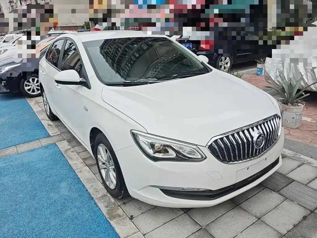 Buick Excelle 2016 — фото 4