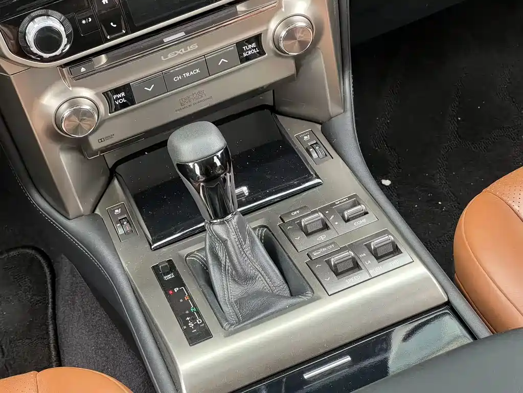 Lexus GX 2015 — фото 15