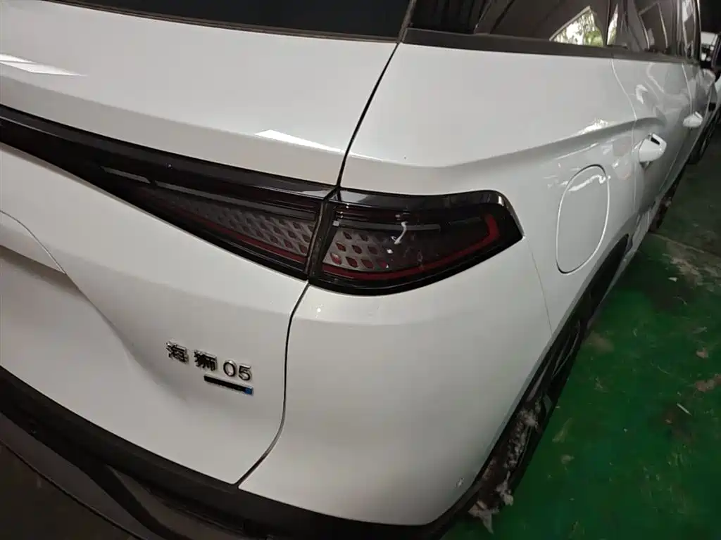 BYD Seal 05 DM-i 2025 — фото 8