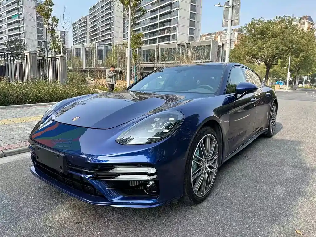 Porsche Panamera 2018