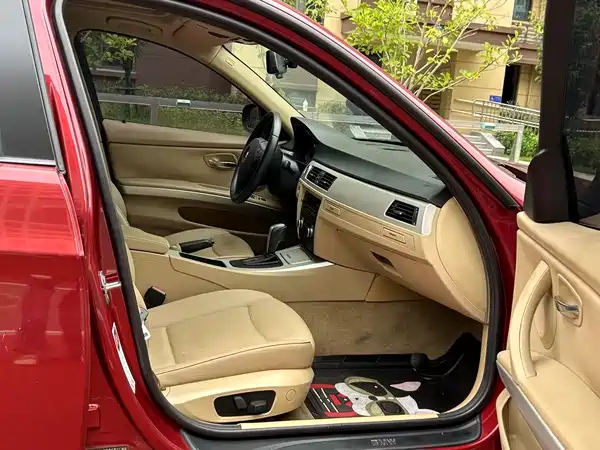 BMW 3 Series 2012