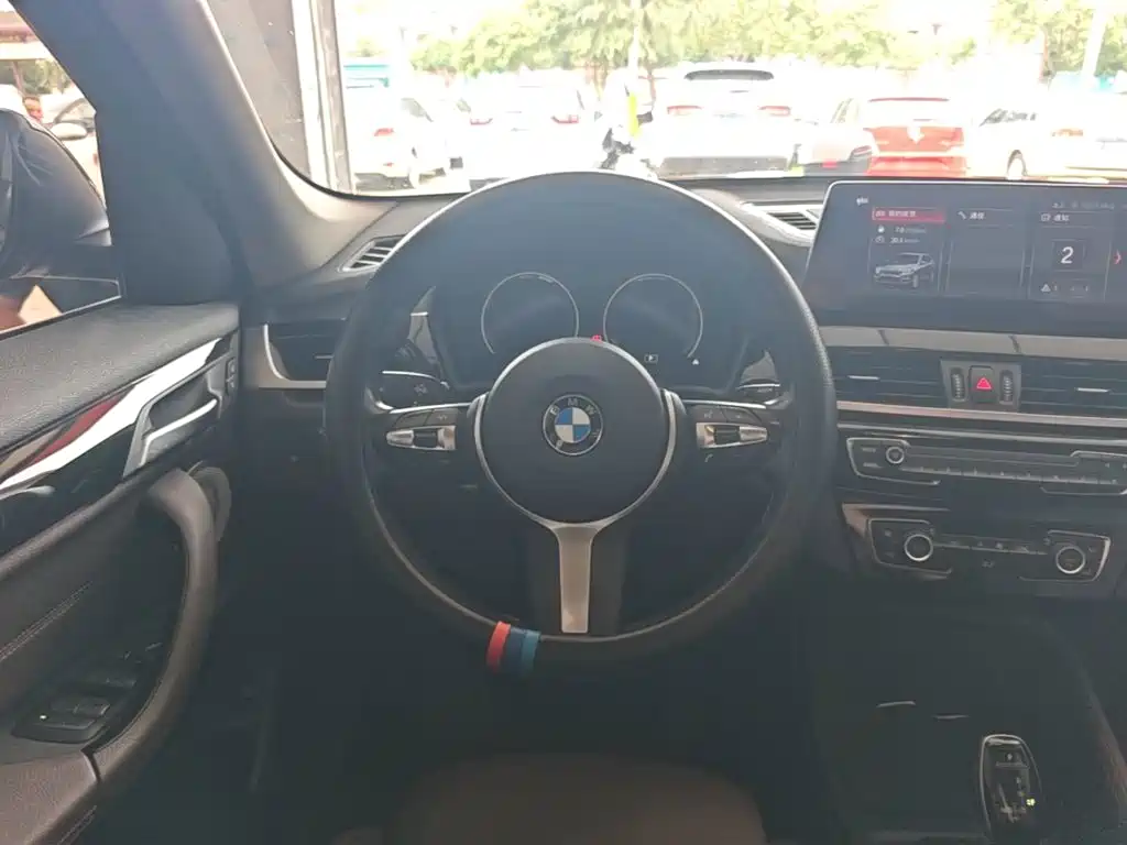 BMW X1 2022 — фото 11
