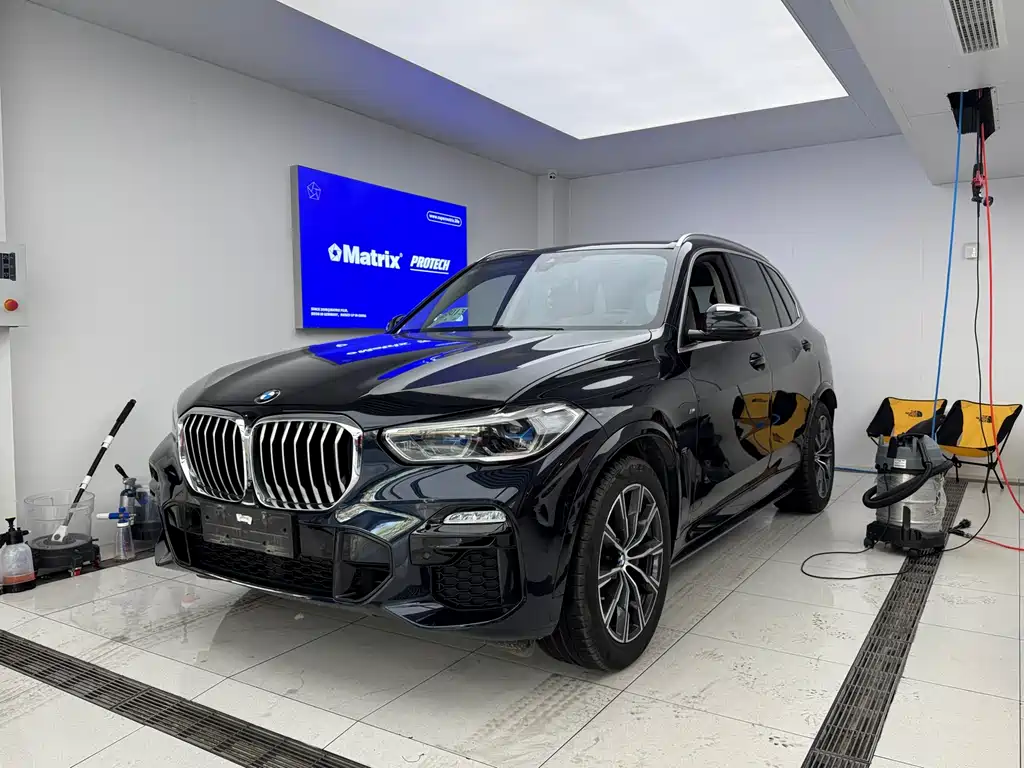 BMW X5 2019 — фото 1