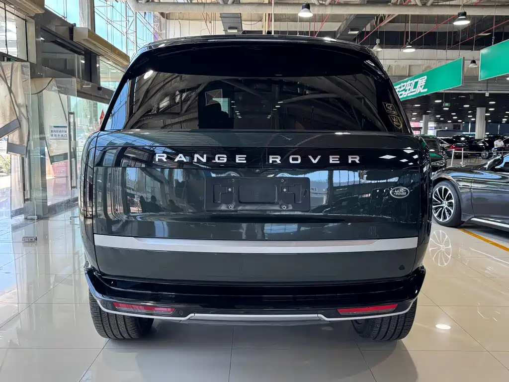 Land Rover Range Rover 2024 — фото 10