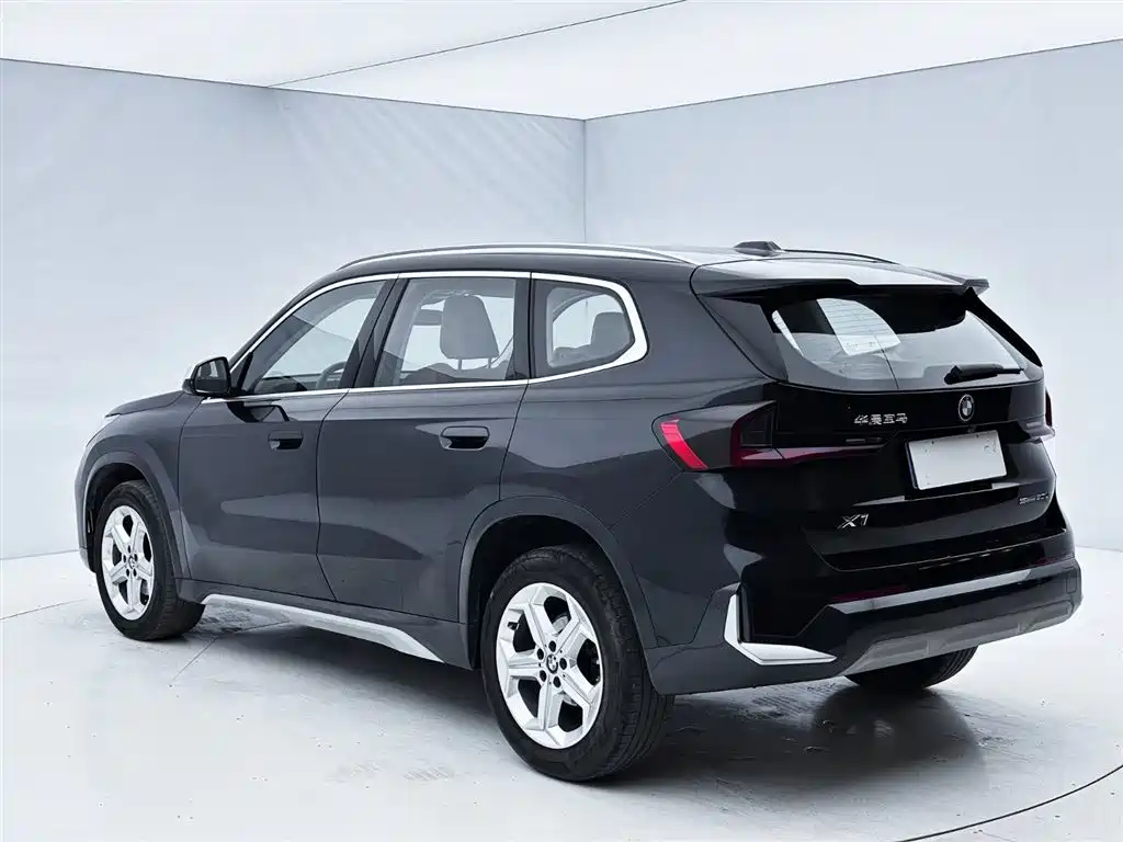 BMW X1 2023 — фото 4