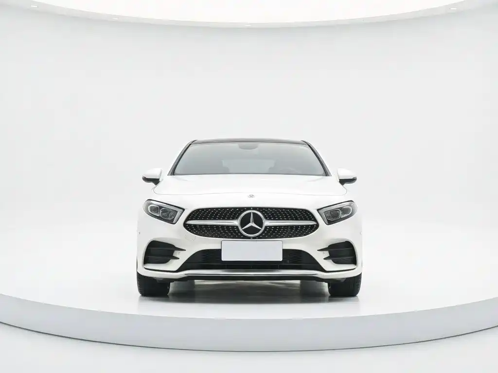 Mercedes-Benz A-Class 2022 — фото 19
