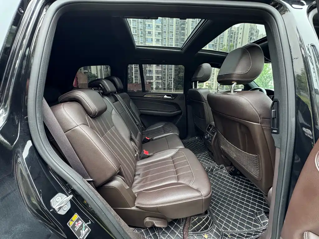 Mercedes-Benz GLS 2018 — фото 14