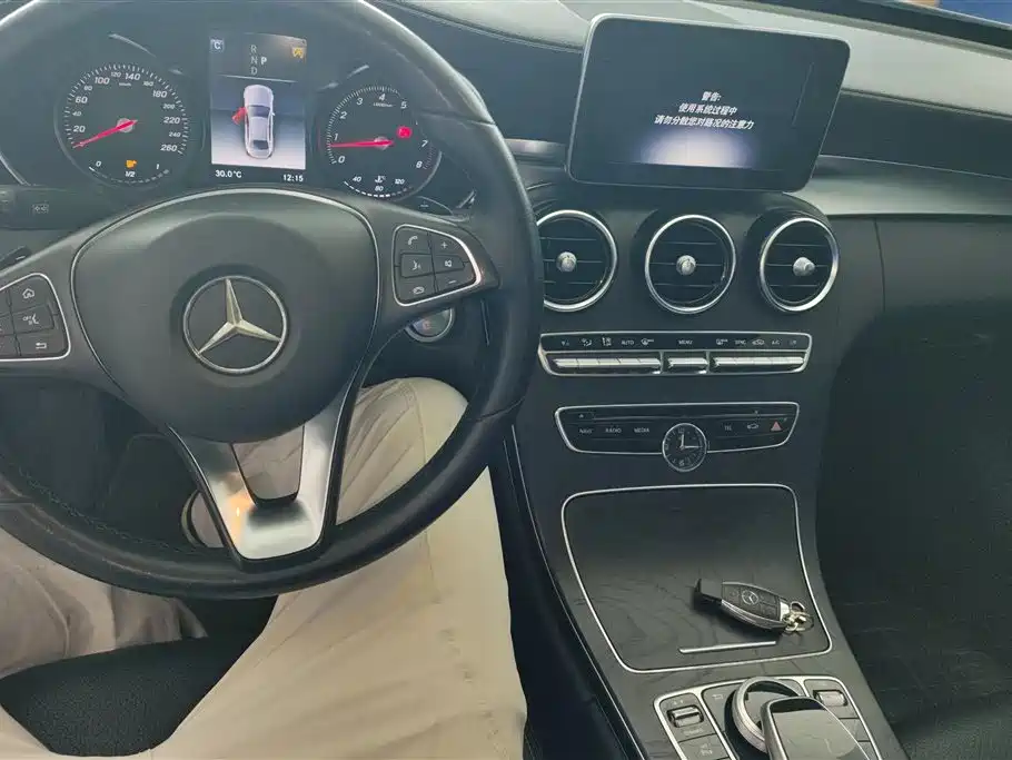 Mercedes-Benz C-Class 2017 — фото 12