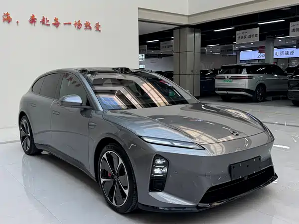 NIO ET5T 2025