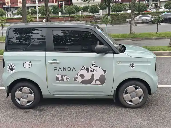 Geely Galaxy Panda 2025