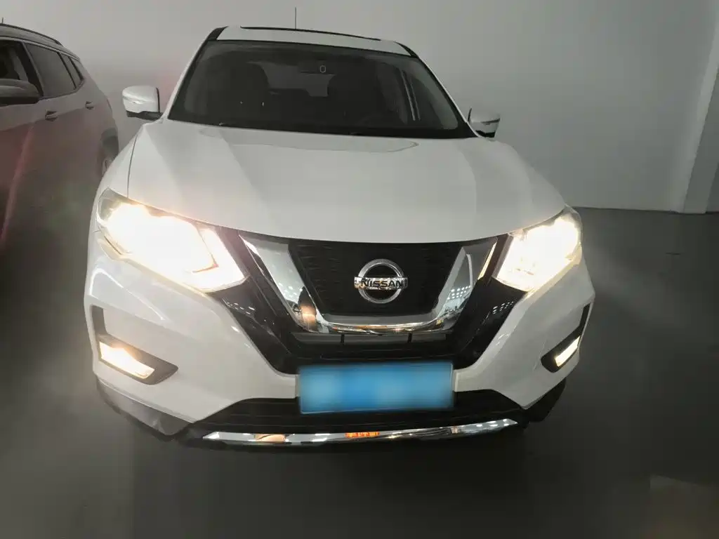 Nissan X-Trail 2018 — фото 3