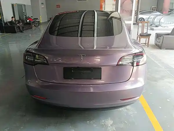 Tesla Model 3 2020