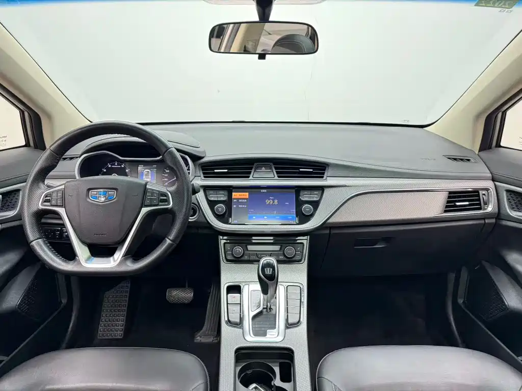 Geely Emgrand GS 2016 — фото 10
