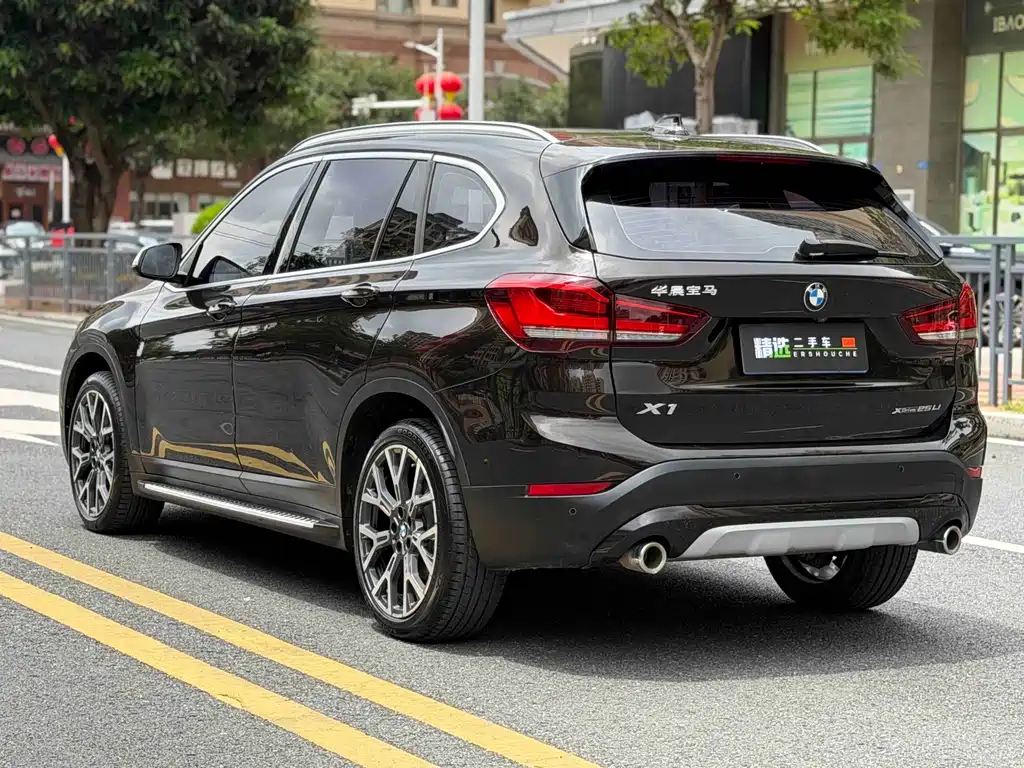 BMW X1 2021 — фото 12