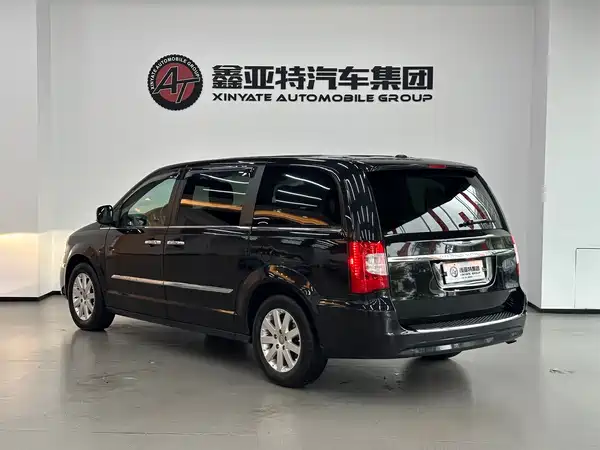 Chrysler Grand Voyager 2014