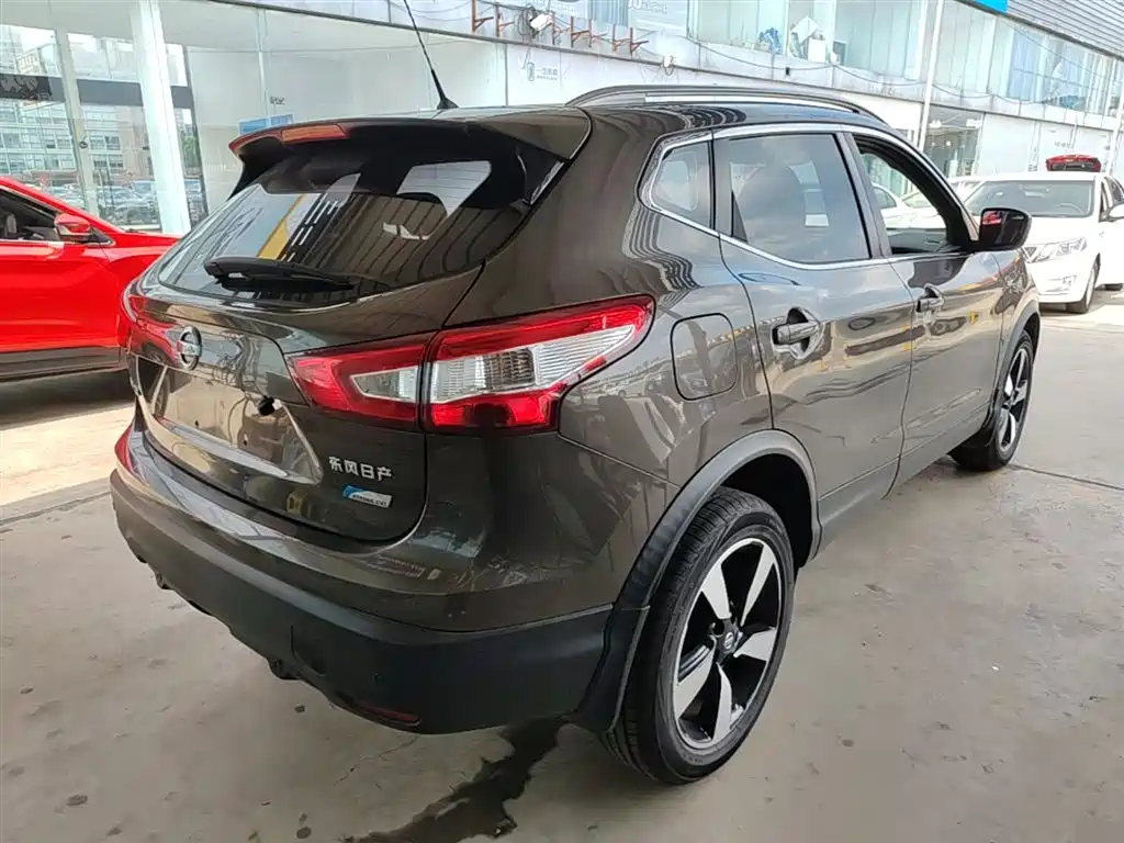 Nissan Qashqai 2018 — фото 7