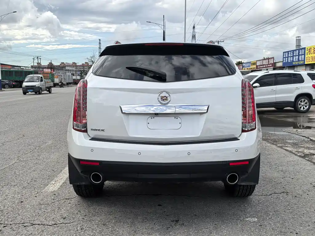 Cadillac SRX 2016 — фото 5