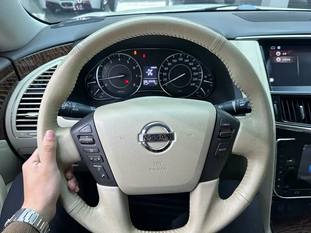 Nissan Patrol 2020 — фото 10