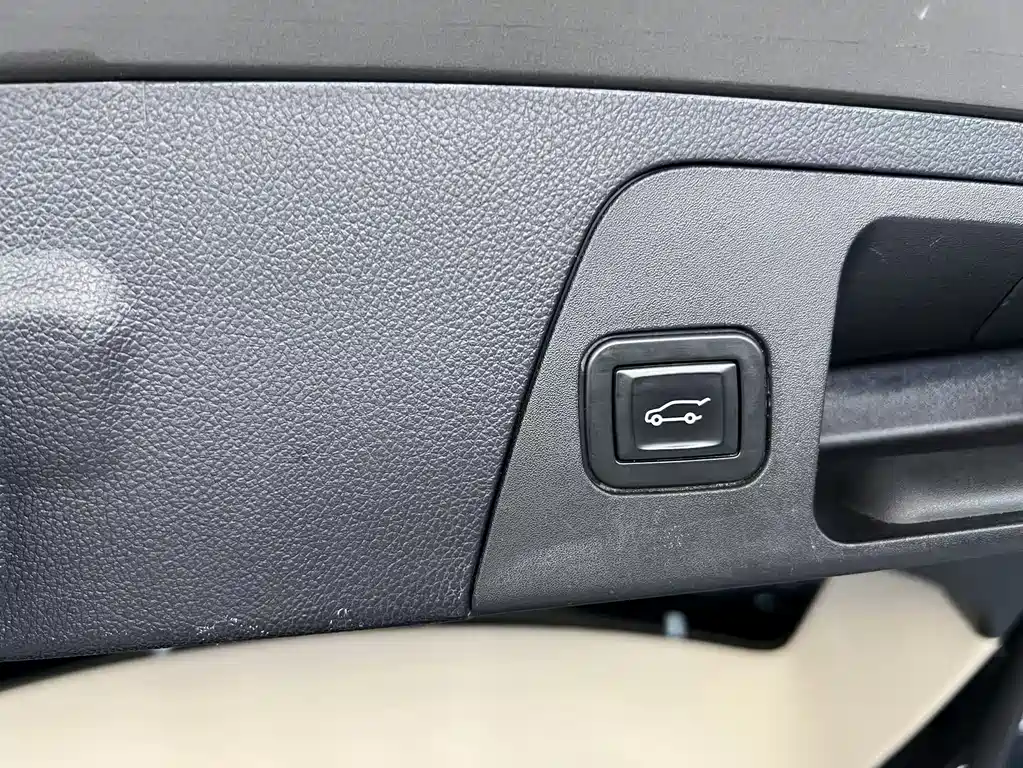 Buick Envision Plus 2016 — фото 24