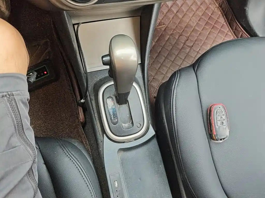 Nissan Sylphy 2017 — фото 14
