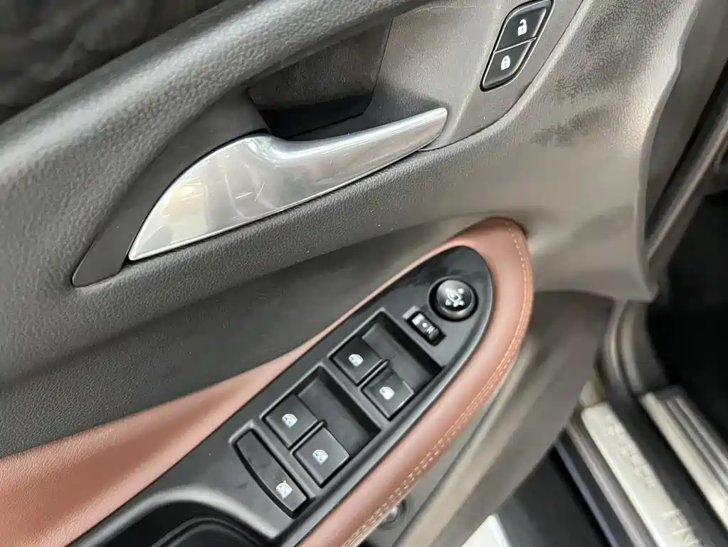 Buick Envision Plus 2016 — фото 19