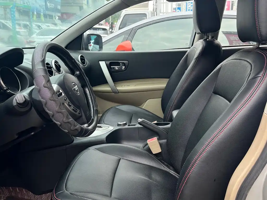 Nissan Qashqai 2010