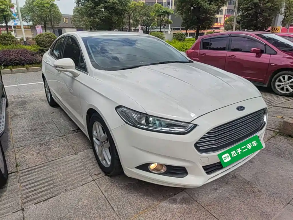 Ford Mondeo 2014 — фото 4