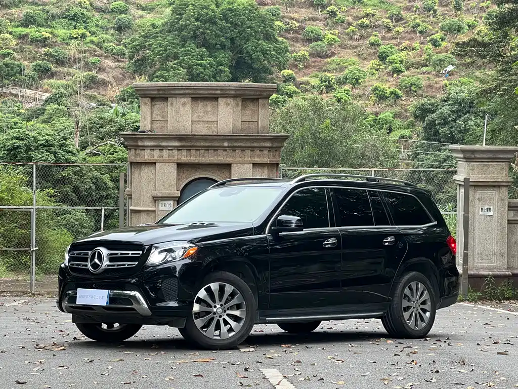 Mercedes-Benz GLS 2017 — фото 1