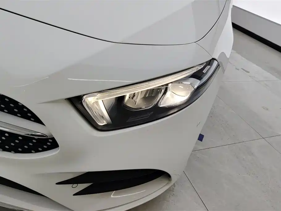 Mercedes-Benz A-Class 2020 — фото 5