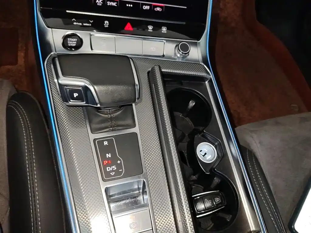 Audi A6L 2023 — фото 21