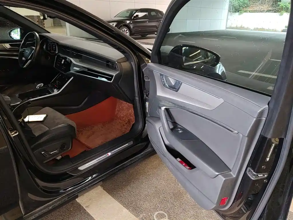 Audi A6L 2023 — фото 11