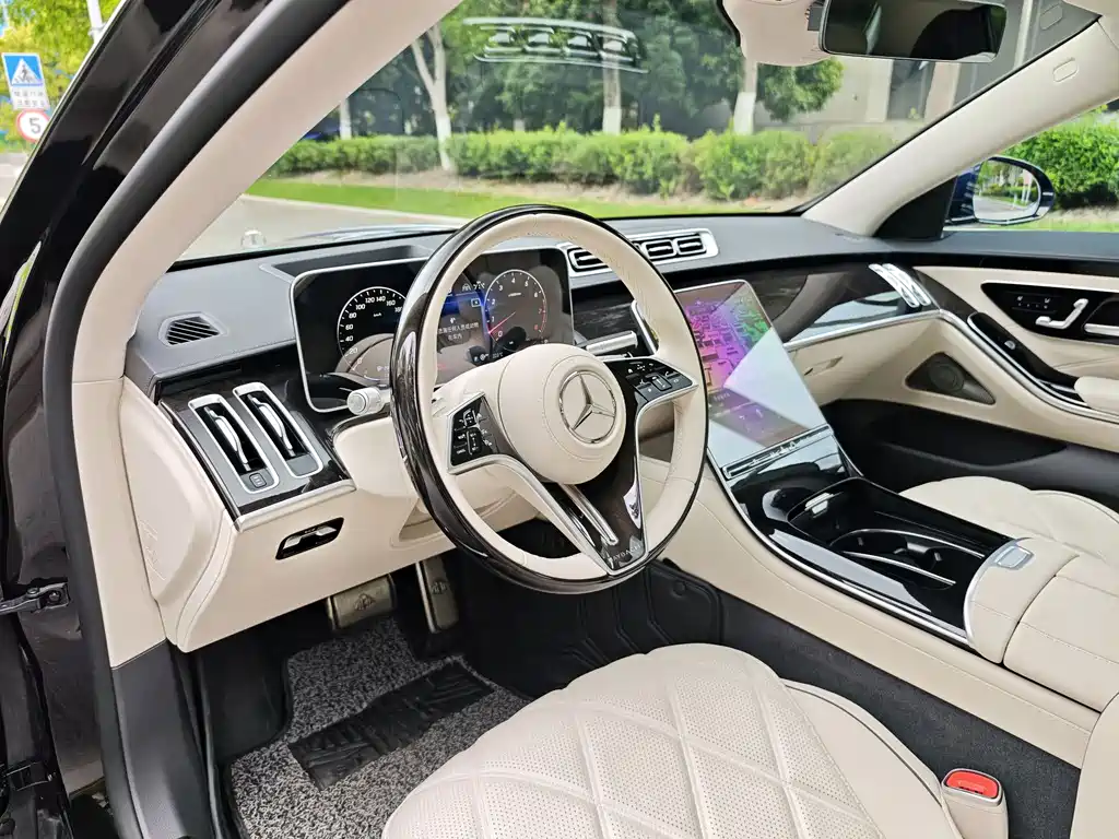 Mercedes-Benz S-Class 2025 — фото 9