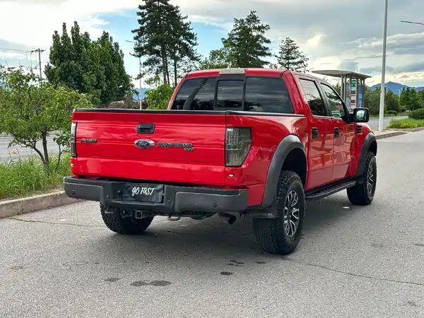 Ford F-150 Raptor 2014