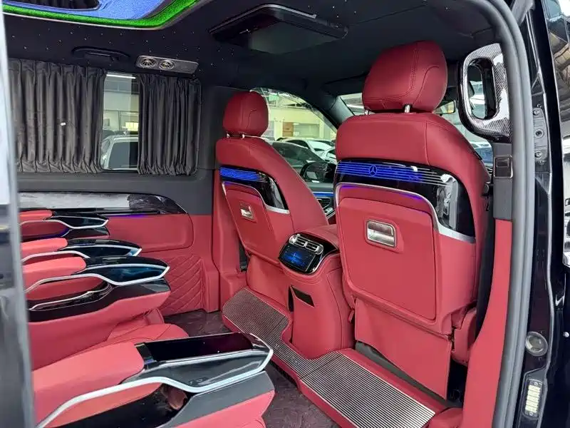 Mercedes-Benz Vito 2023 — фото 10